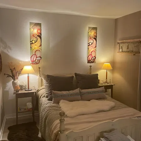 Homestay Double With Separate Full Bathroom Hesdin