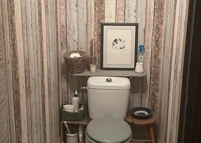 Double With Separate Full Bathroom Homestay Hesdin